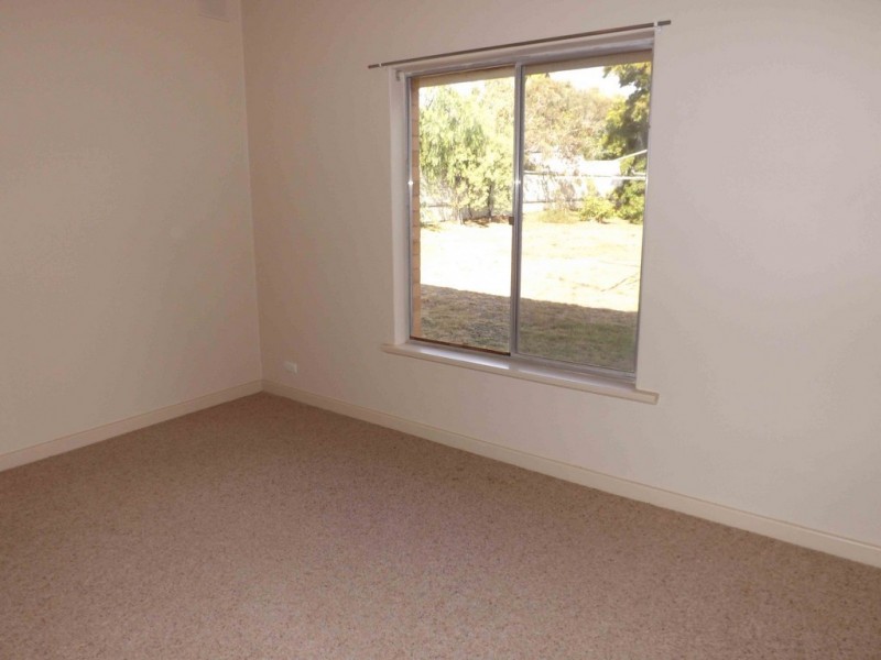 11 Hawdon Street, Barmera SA 5345