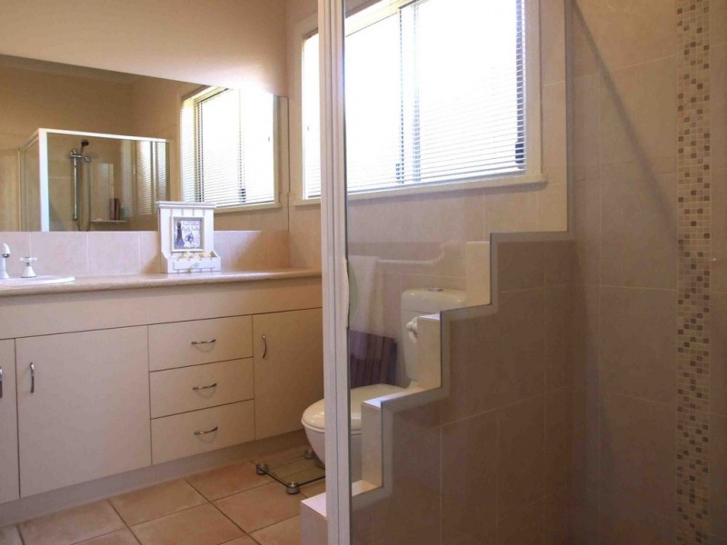 30 McLean Street, Berri SA 5343