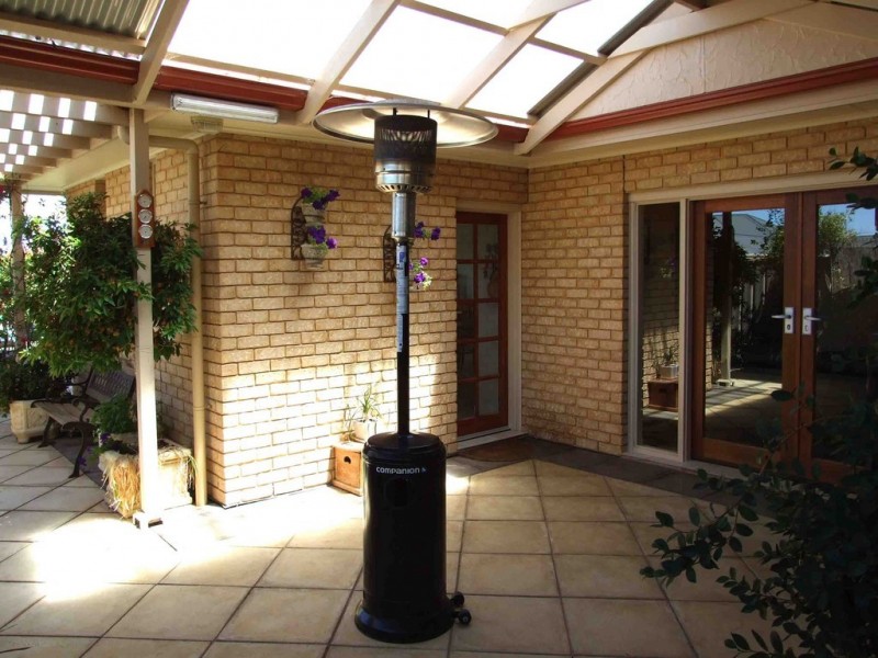 30 McLean Street, Berri SA 5343