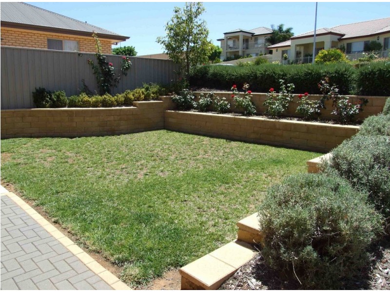 30 McLean Street, Berri SA 5343