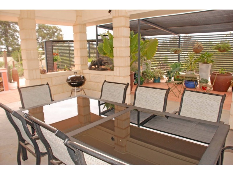 8 Warrakoo Court, Paringa SA 5340