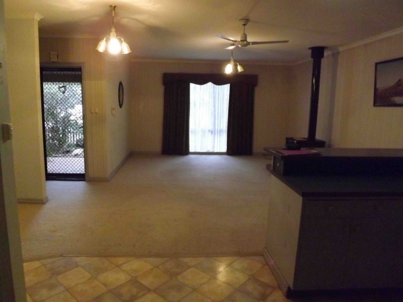 15 Streeter Ave, Glossop SA 5344