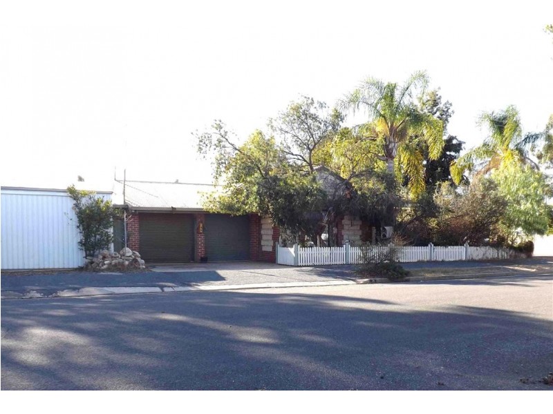 15 Streeter Ave, Glossop SA 5344