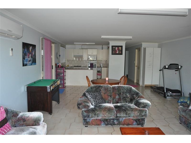 115A STUART ROAD, Roxby Downs SA 5725