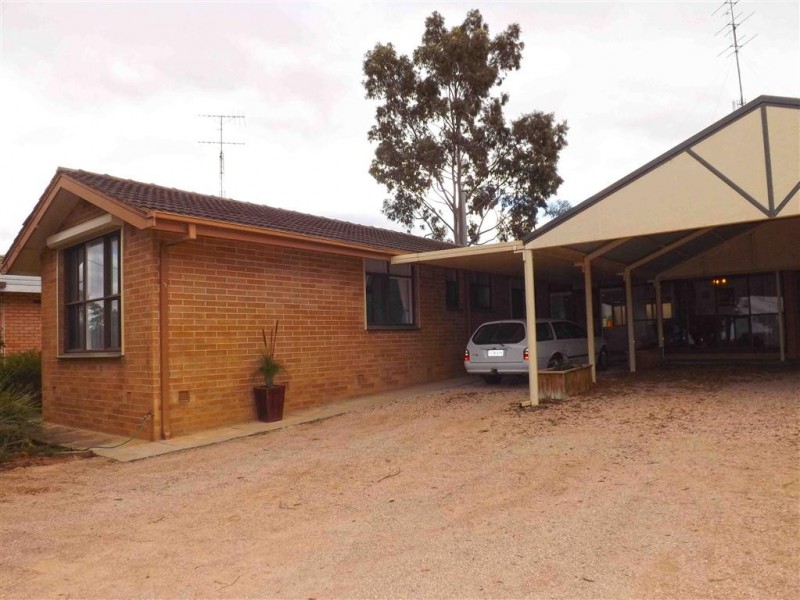 16 Old Sturt Highway, Berri SA 5343