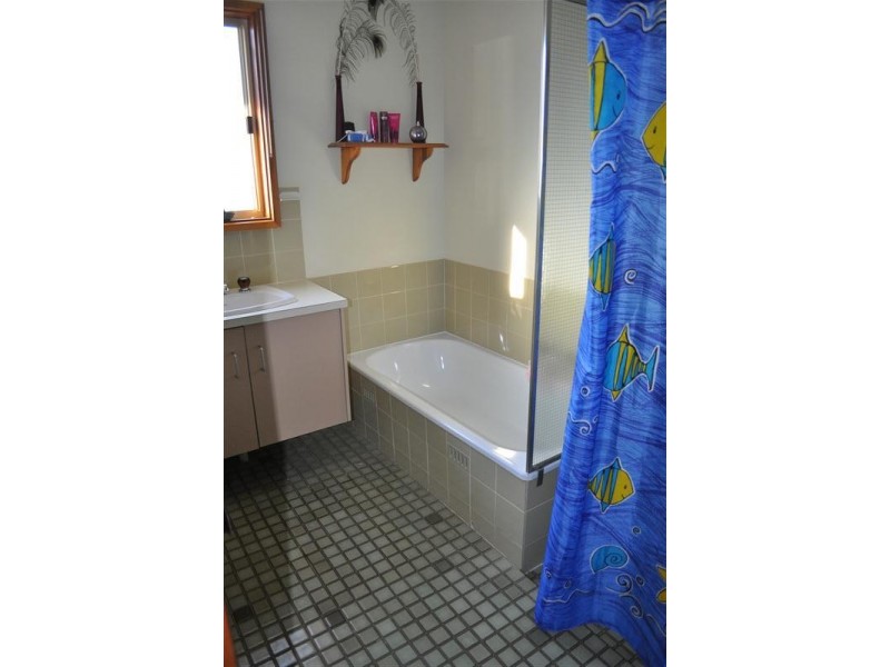 42 Hermit Street, Roxby Downs SA 5725