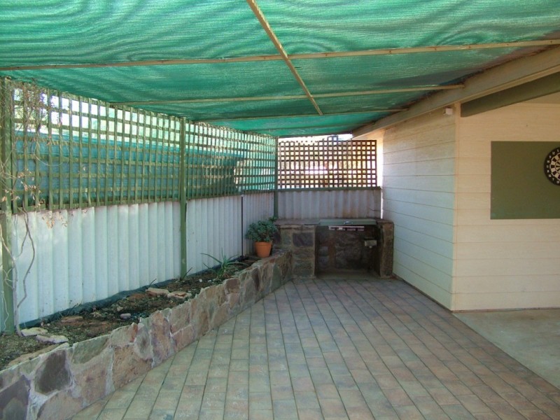 42 Hermit Street, Roxby Downs SA 5725