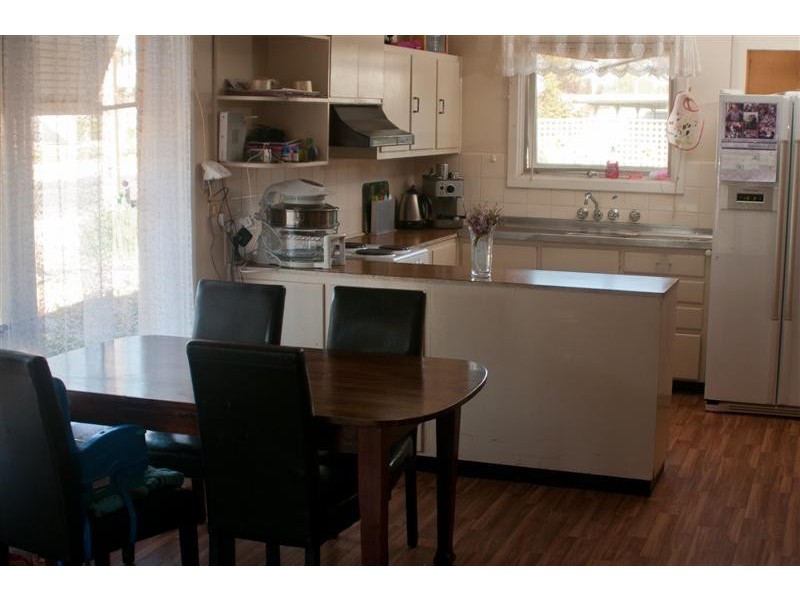 11 Myall Street, Renmark SA 5341