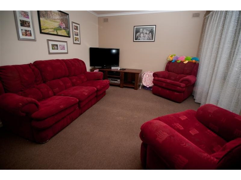 11 Myall Street, Renmark SA 5341