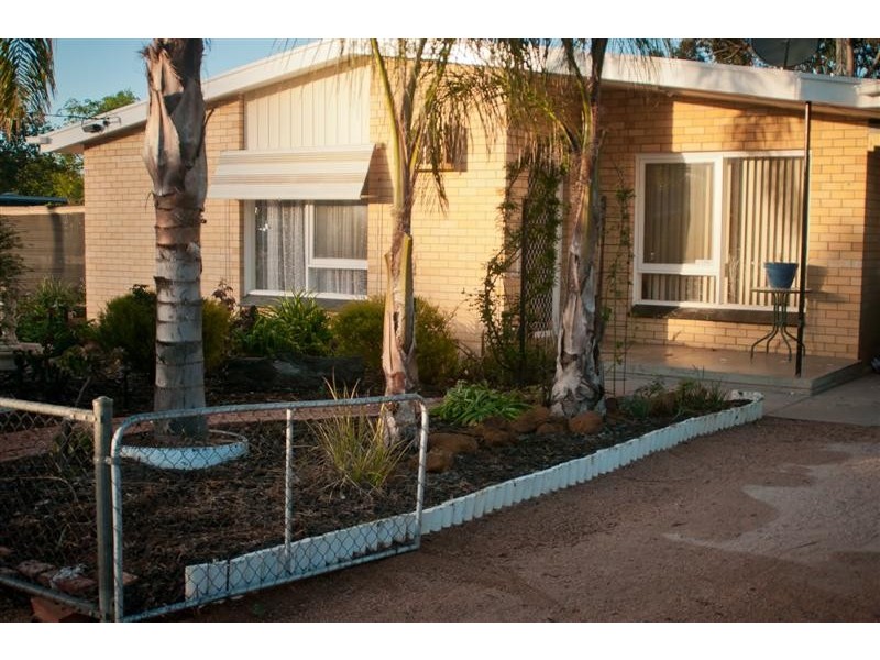 11 Myall Street, Renmark SA 5341