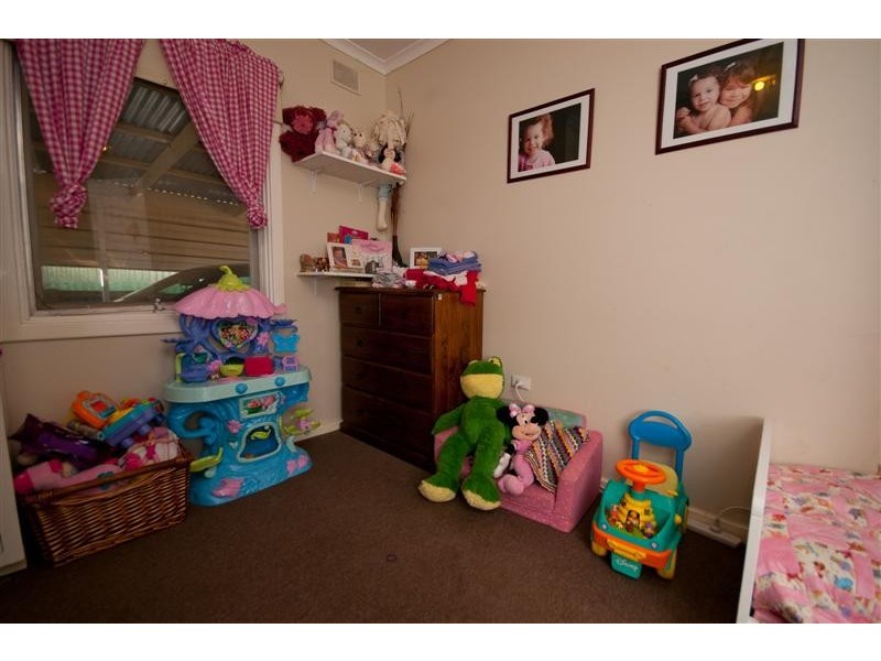 11 Myall Street, Renmark SA 5341