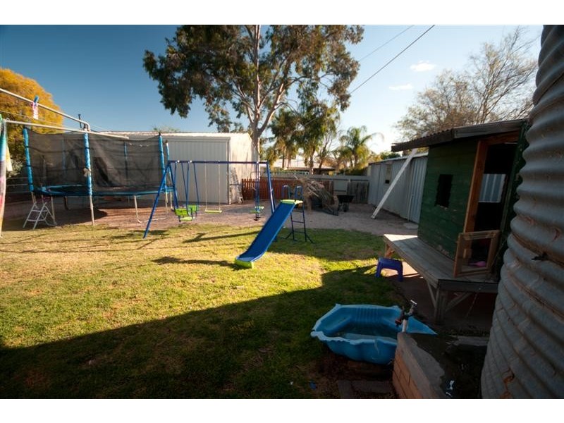 11 Myall Street, Renmark SA 5341