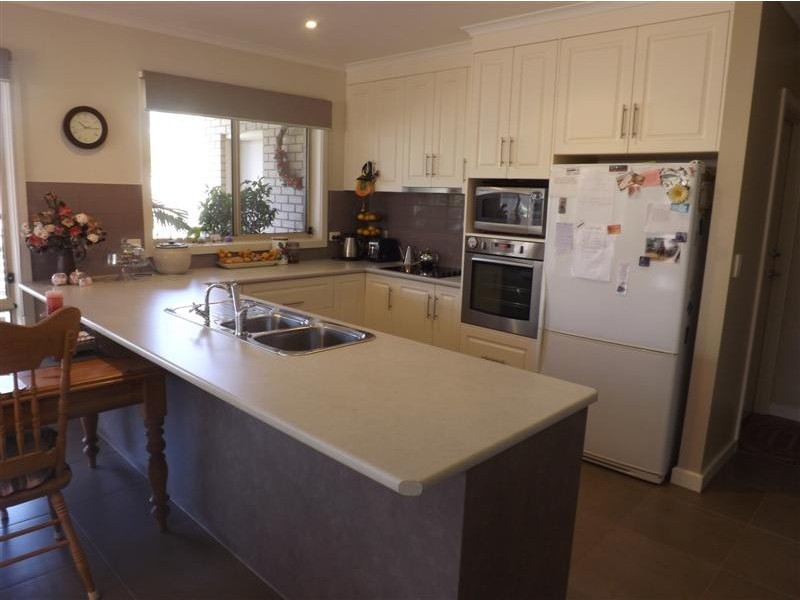 5 Cook Street, Renmark SA 5341