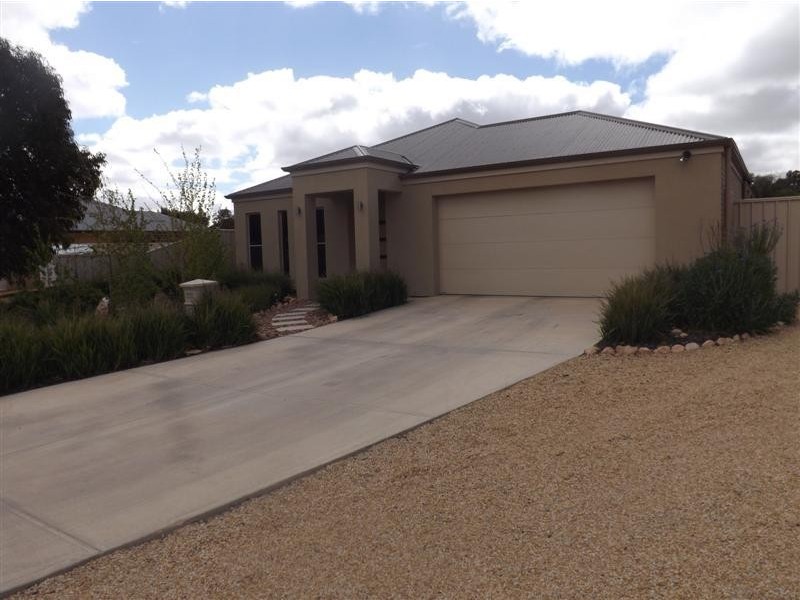 5 Cook Street, Renmark SA 5341