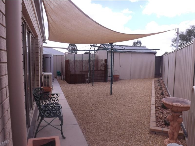 5 Cook Street, Renmark SA 5341