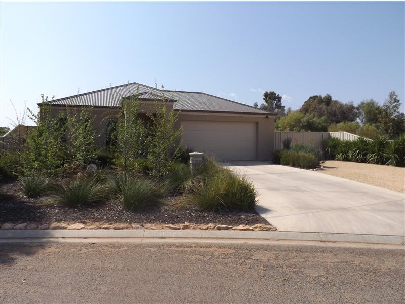 5 Cook Street, Renmark SA 5341