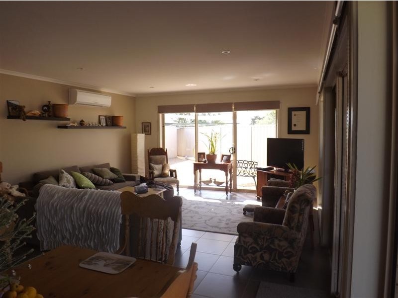 5 Cook Street, Renmark SA 5341