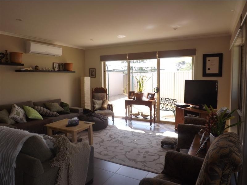 5 Cook Street, Renmark SA 5341