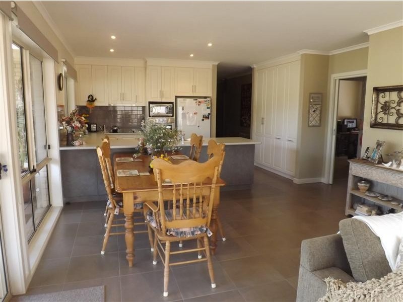 5 Cook Street, Renmark SA 5341