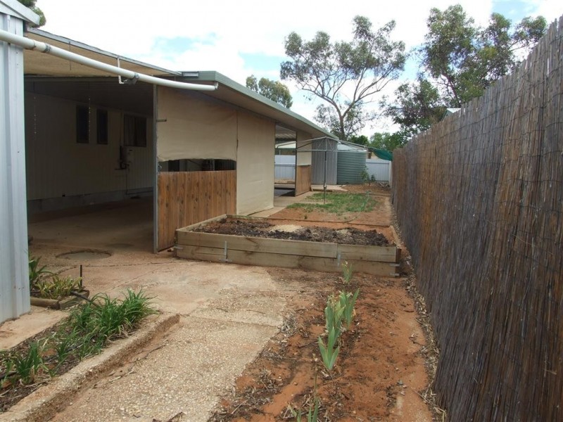 14 Bahnisch Ave, Berri SA 5343