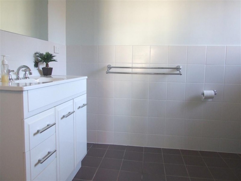 30 Third Street, Loxton SA 5333