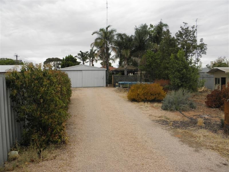 5 Malaga Terrace, Berri SA 5343