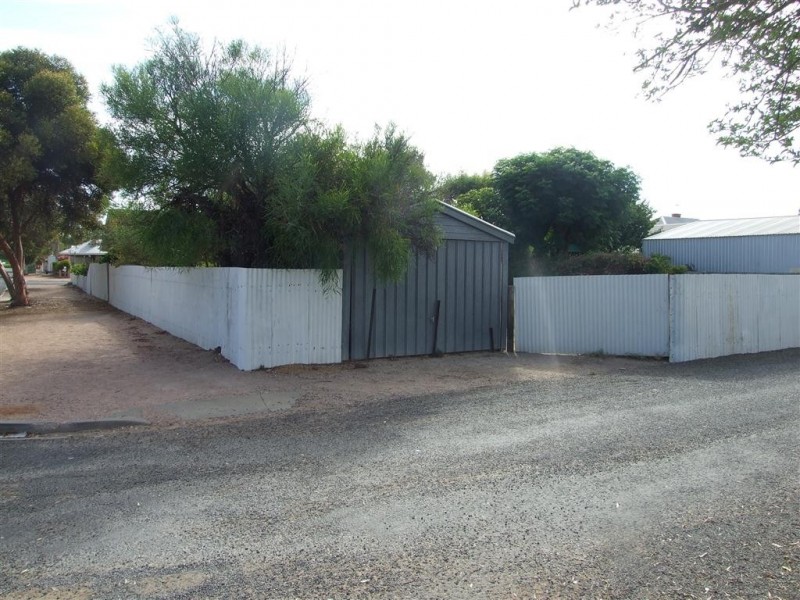 75 Sixteenth Street, Renmark SA 5341