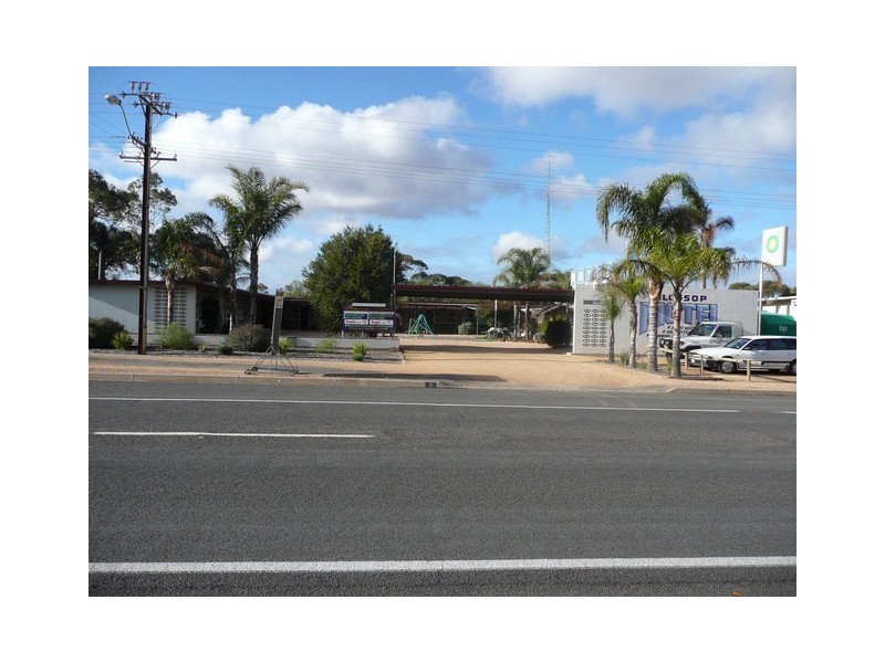 11 – 13 Anderson Terrace, Glossop SA 5344