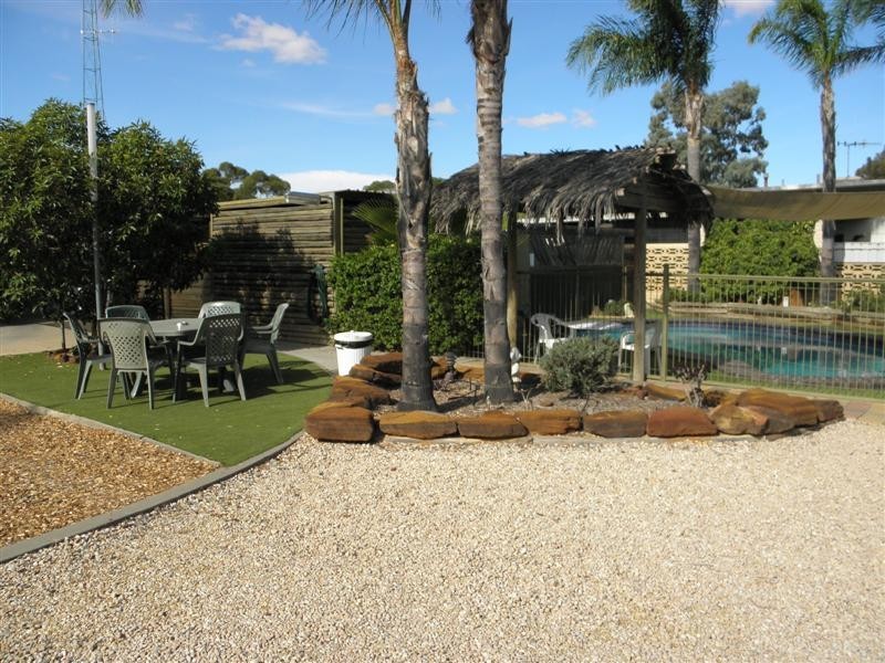 11 – 13 Anderson Terrace, Glossop SA 5344