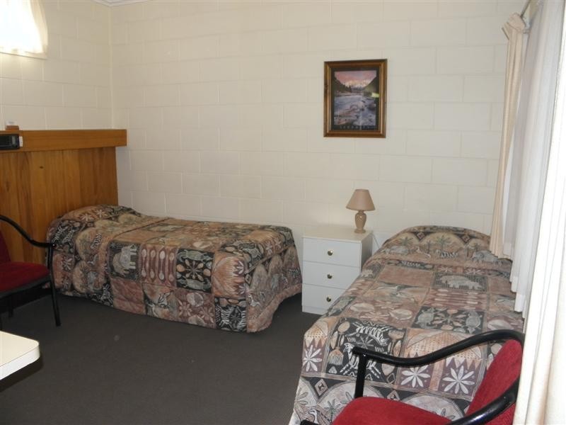 11 – 13 Anderson Terrace, Glossop SA 5344