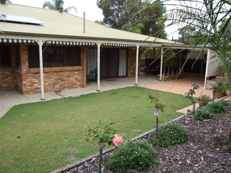 2 Arndt Street, Berri SA 5343