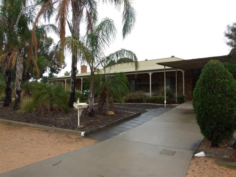 2 Arndt Street, Berri SA 5343