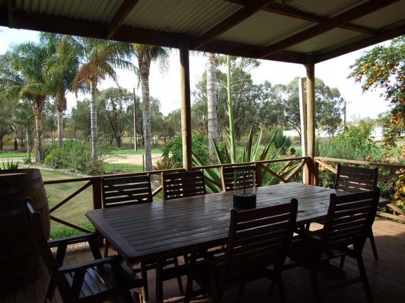 372 Holmes Road, Kingston On Murray SA 5331