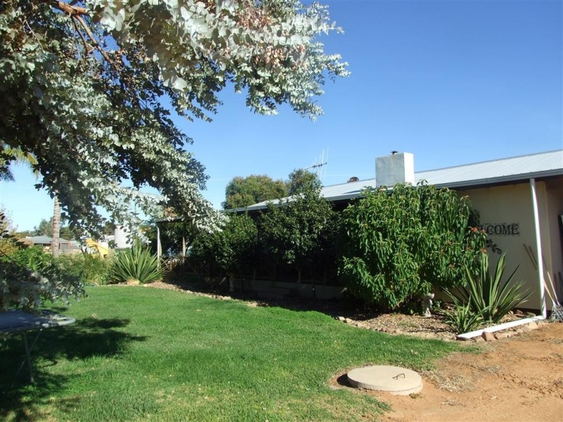372 Holmes Road, Kingston On Murray SA 5331
