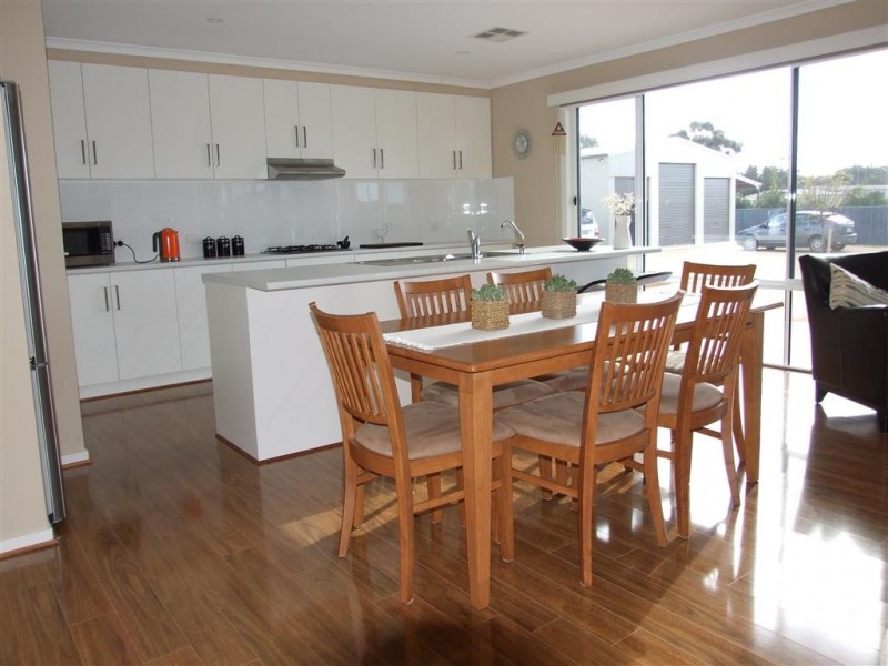 13 Keith Payne Court, Loxton SA 5333