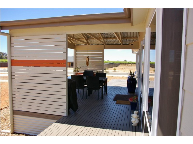 13 Keith Payne Court, Loxton SA 5333
