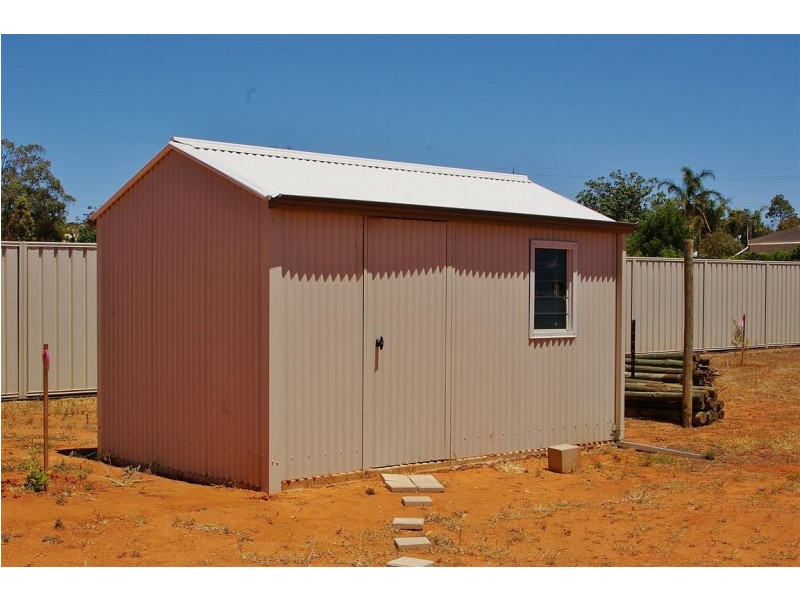 13 Keith Payne Court, Loxton SA 5333