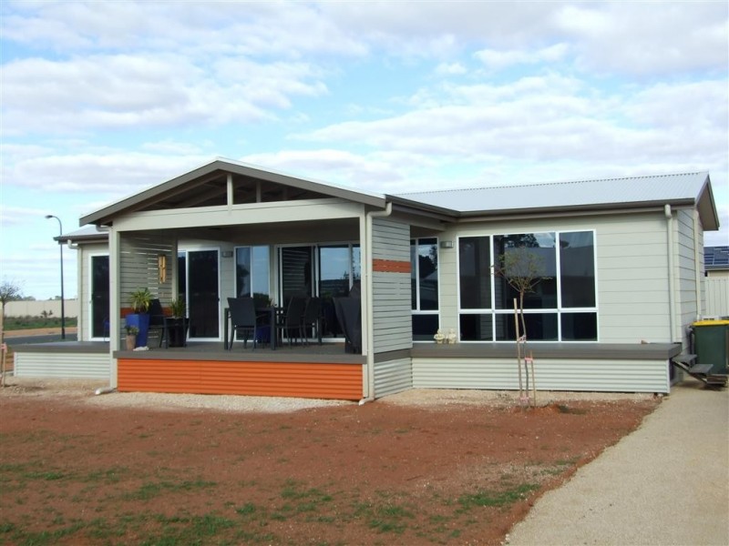13 Keith Payne Court, Loxton SA 5333