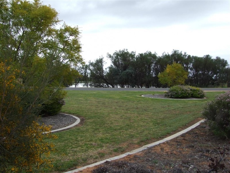 9 New Landing Way, Renmark SA 5341