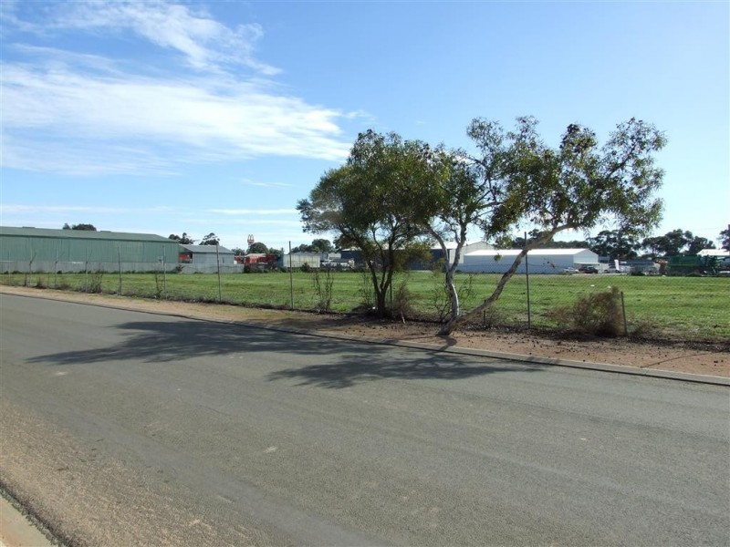 Lot 4 Renmark Ave, Renmark SA 5341