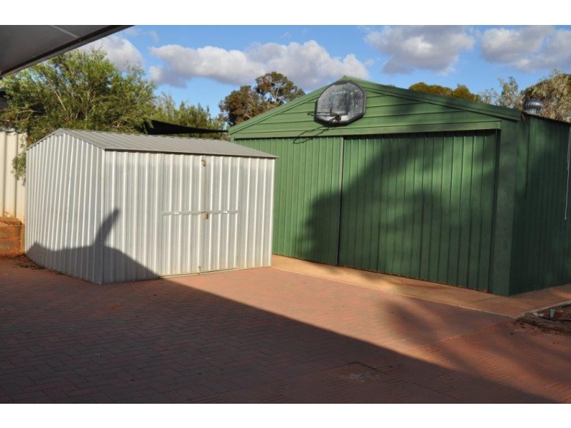 6 Mirra Street, Roxby Downs SA 5725