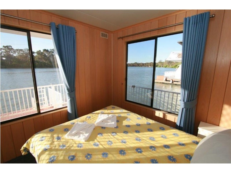 5 Lock Road, Paringa SA 5340