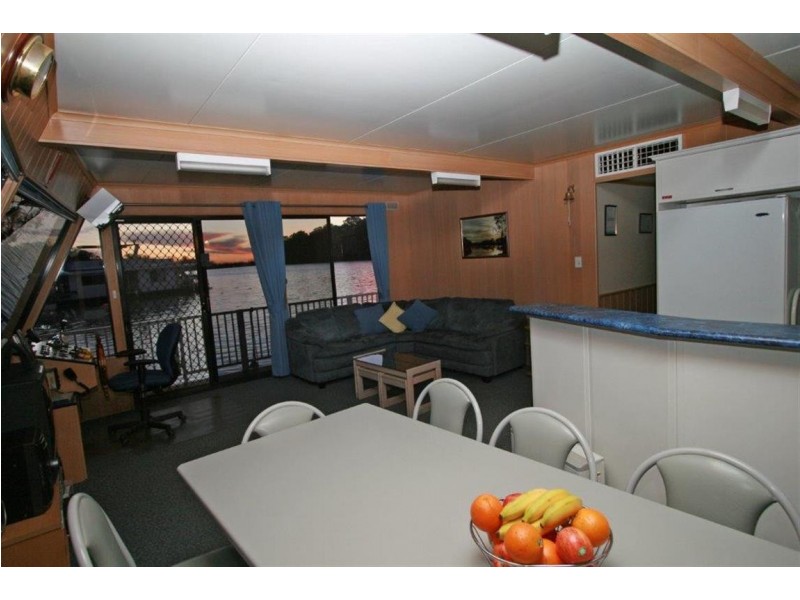 5 Lock Road, Paringa SA 5340