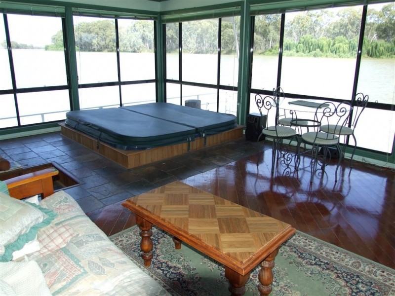 5 Lock Road, Paringa SA 5340