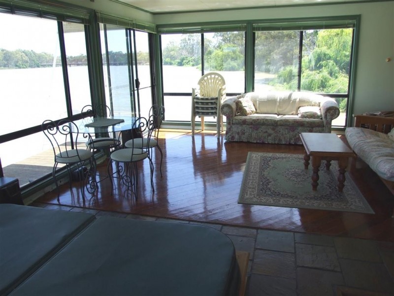 5 Lock Road, Paringa SA 5340