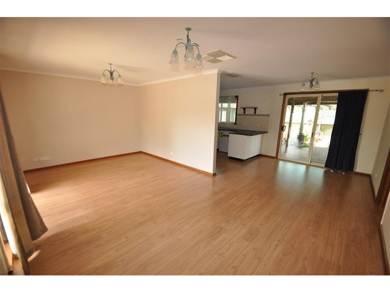10 Irrapatana Street, Roxby Downs SA 5725