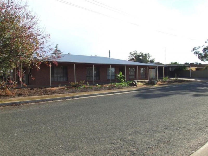 1 Petch Street, Loxton SA 5333