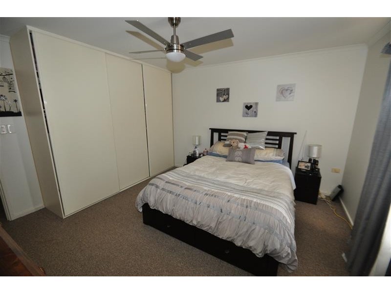 14 Pine Crescent, Roxby Downs SA 5725