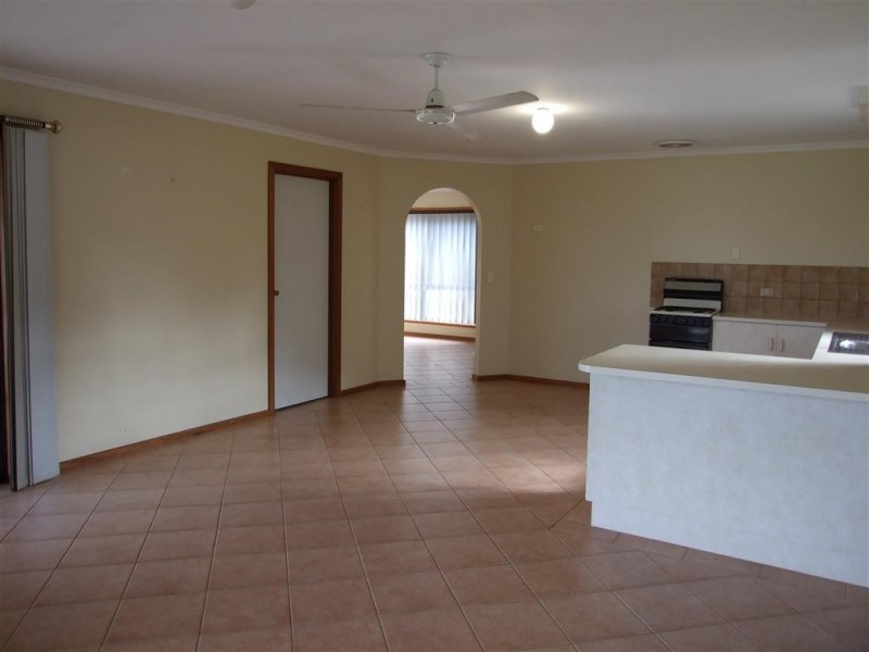 6 Middleton Avenue, Paringa SA 5340