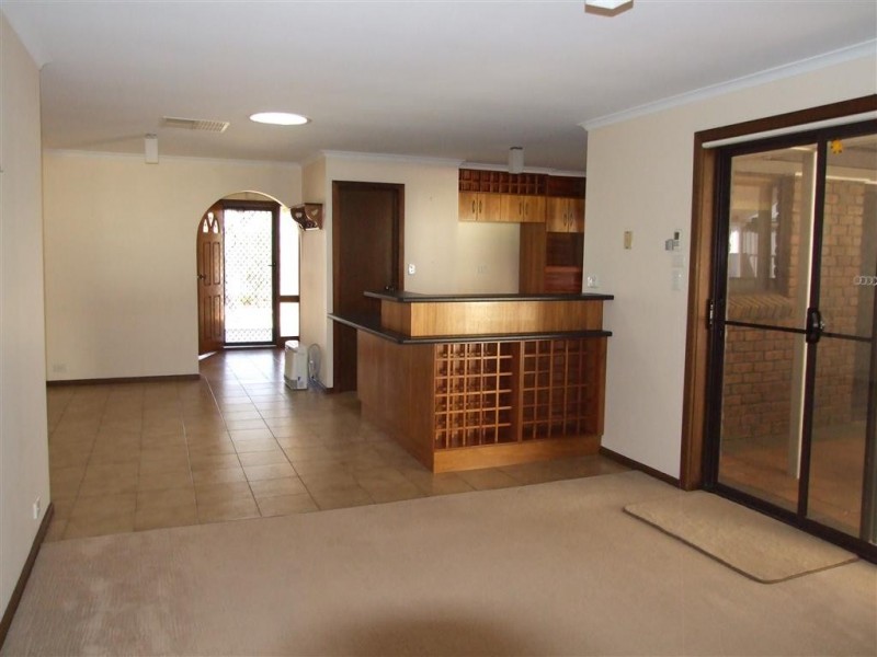 4 Najar Crescent, Berri SA 5343